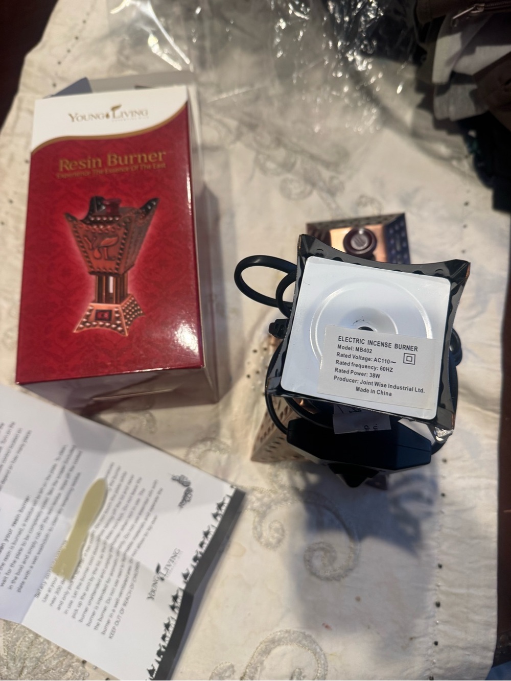 Young Living Copper-Tone Decorative Resin Burner - Picture 5 of 5